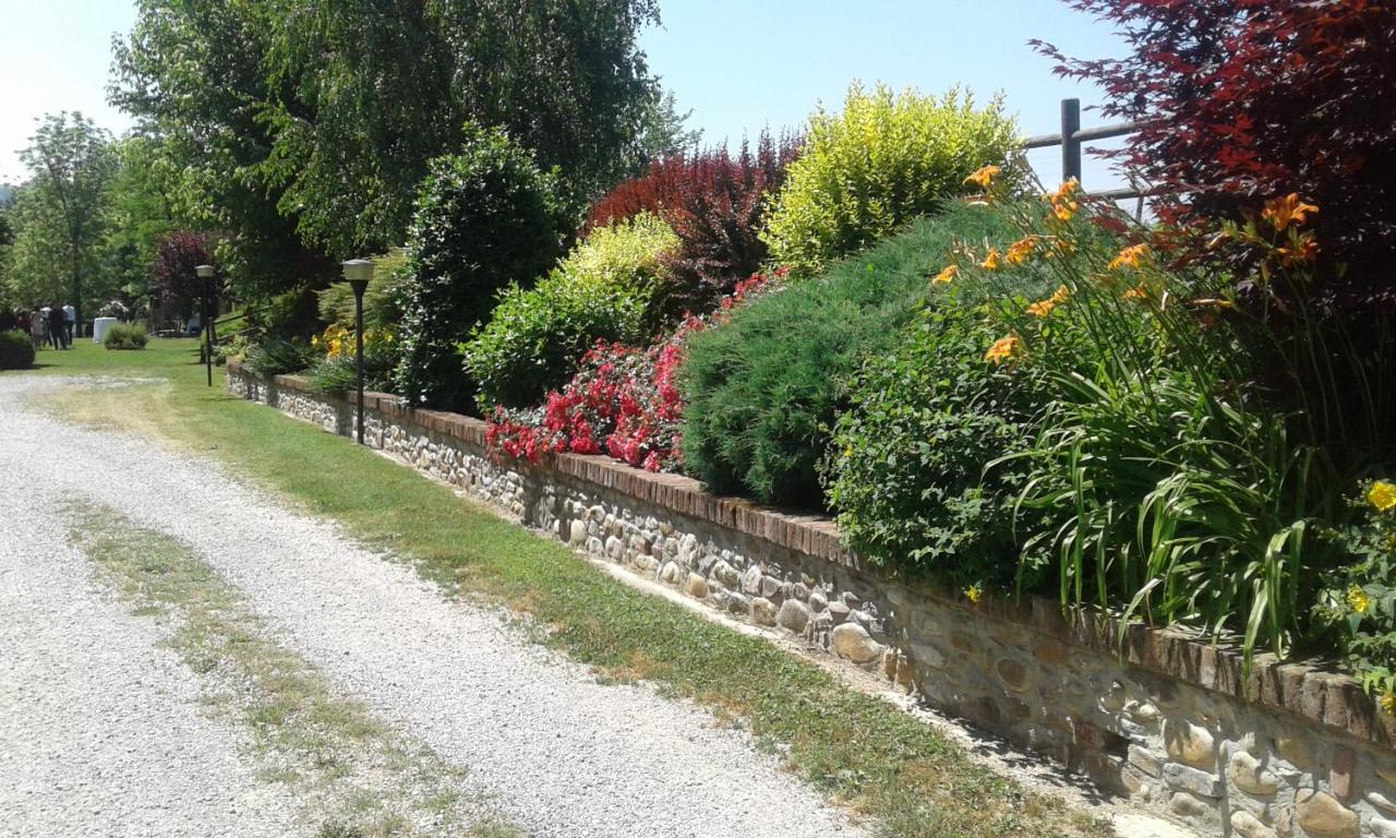 Cascina Stralla 파리글리아노 외부 사진