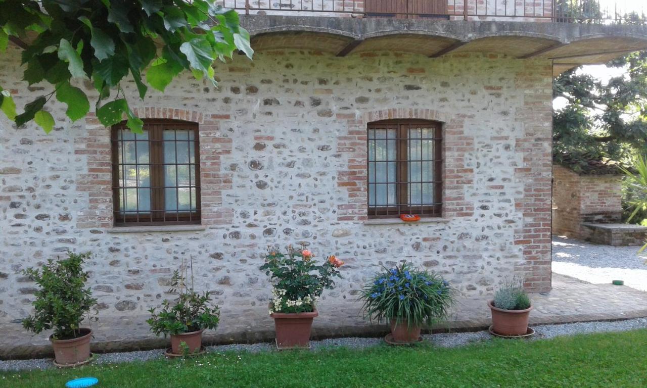 Cascina Stralla 파리글리아노 외부 사진