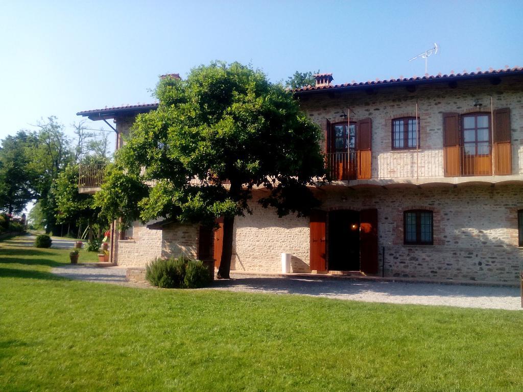 Cascina Stralla 파리글리아노 외부 사진